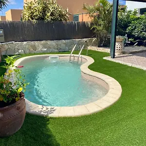 https://casa-rosalia.in-canary-islands.com